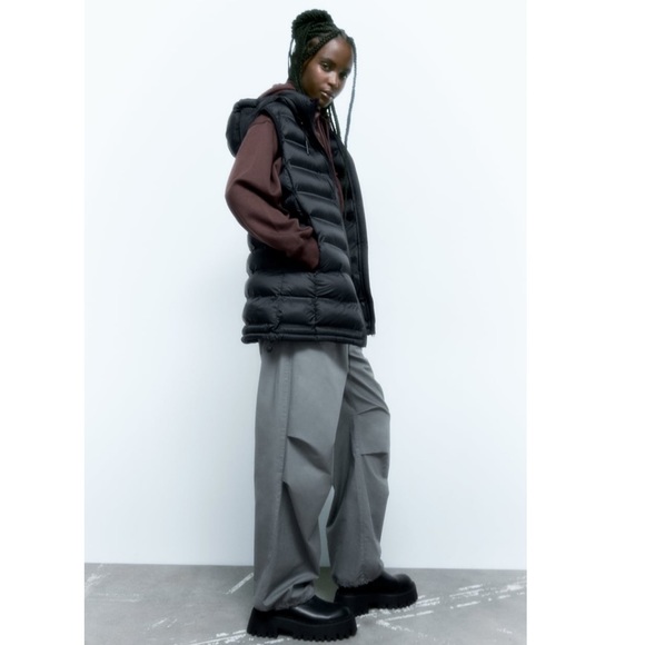 Zara water repellent puffer vest - Picture 4 of 14